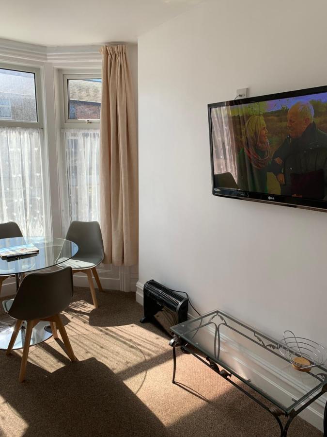 Delamere Holiday Flat Blackpool Exteriör bild